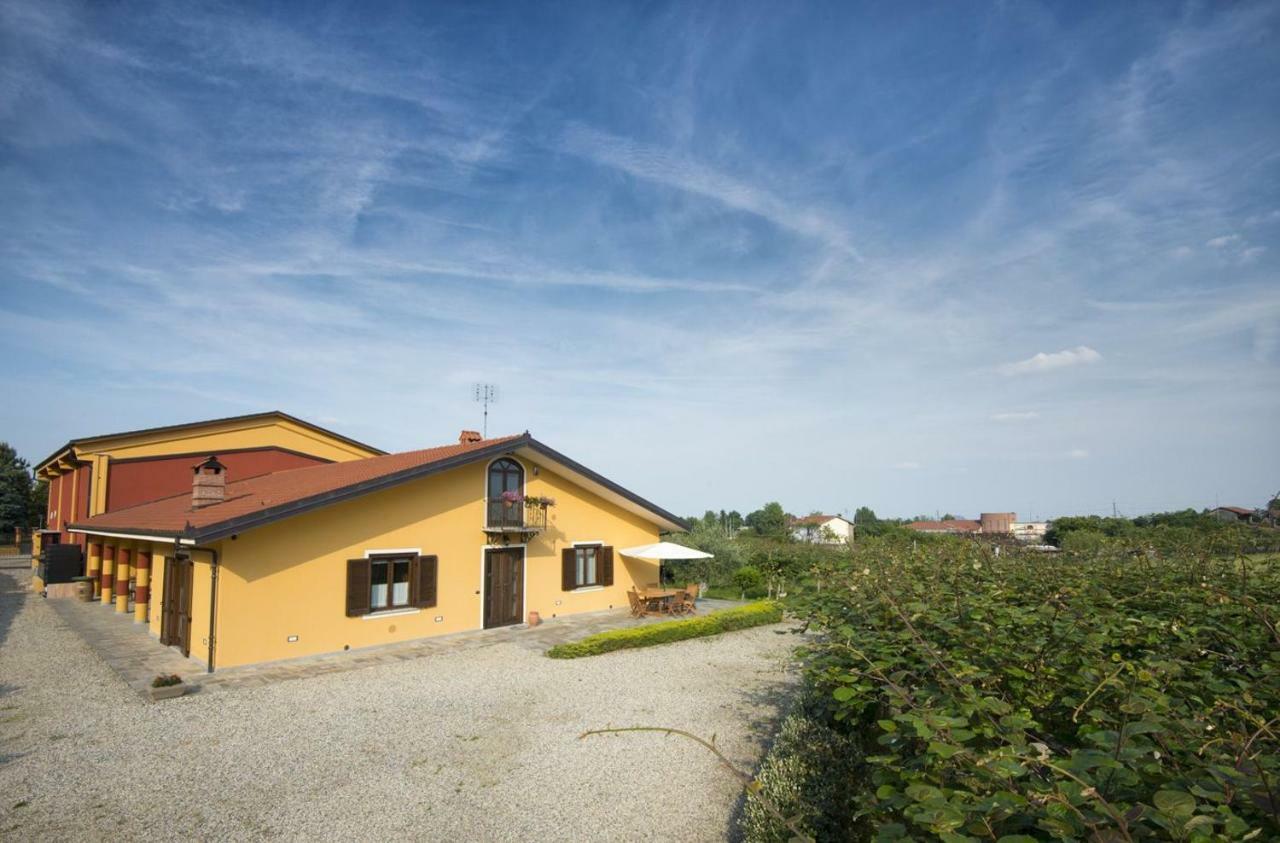 Agrialpi By Salfrutta Bed & Breakfast Bricherasio Eksteriør bilde